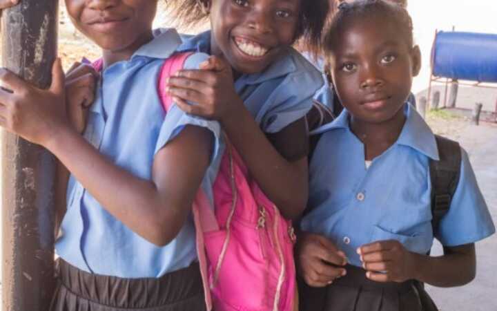 Sponsor a girl through school in Zambia - help her finish her education and avoid early marriage 