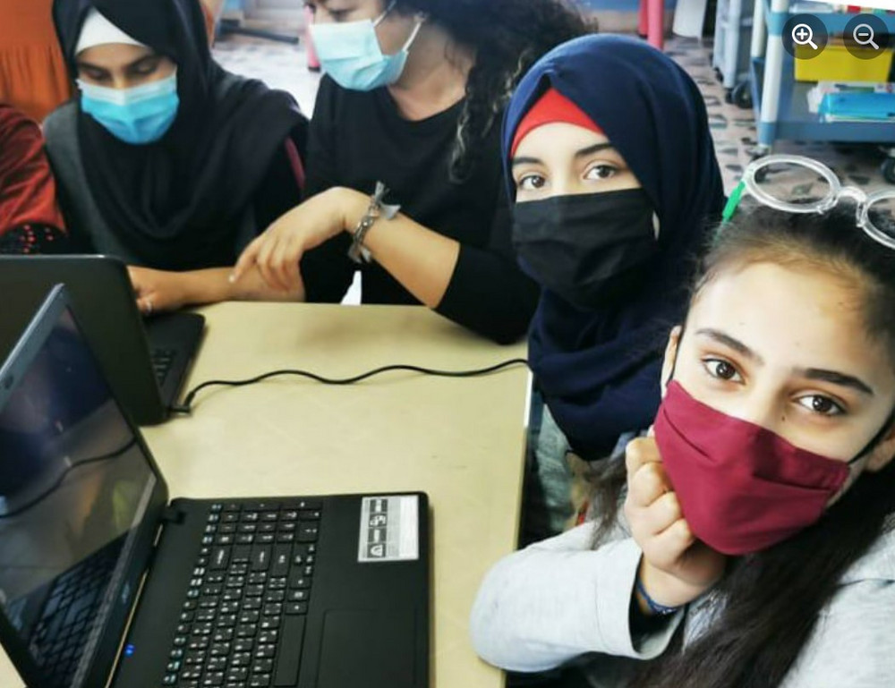 Arts, crafts and computer skills for impoverished Lebanese children at